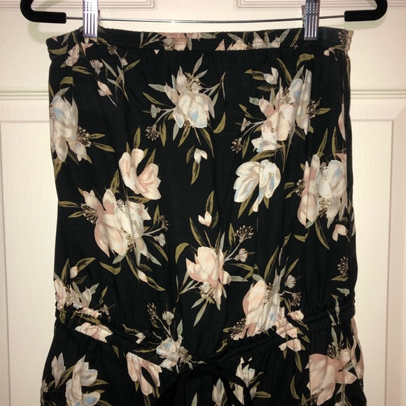 Talula Floral-Print Jumpsuit🌸 - Picture 3 of 8